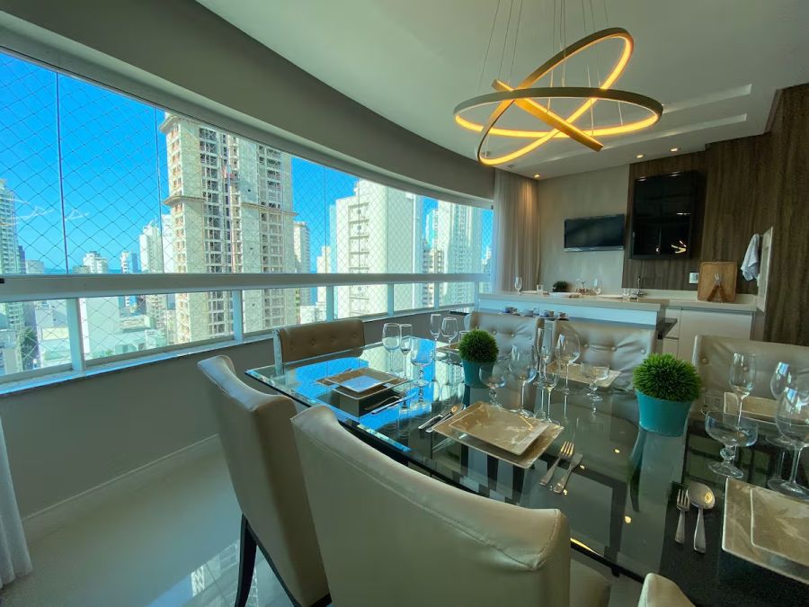 Apartamento Alto Padrão - Venda - Centro - Balneário Camboriú - SC