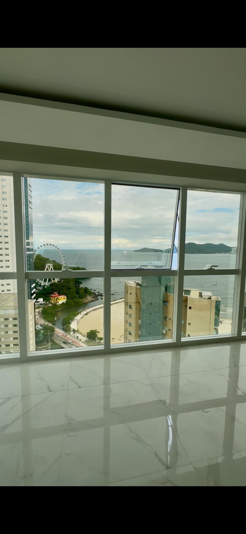 Apartamento Alto Padrão - Venda - Pioneiros - Balneário Camboriú - SC