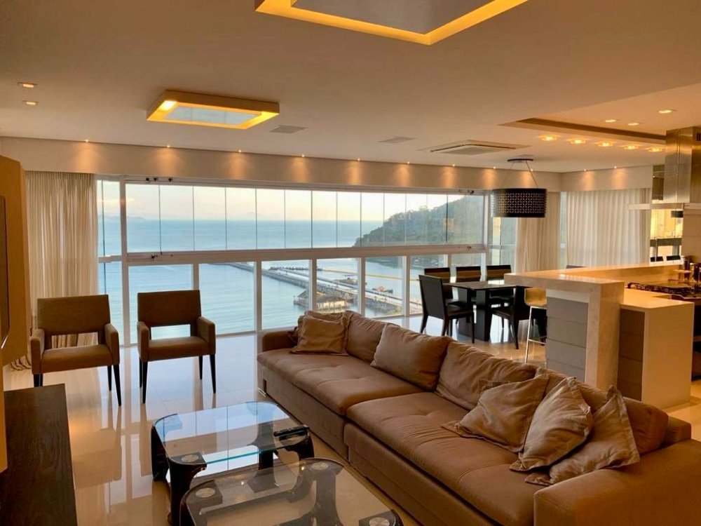 Apartamento Alto Padrão - Aluguel - Centro - Balneário Camboriú - SC