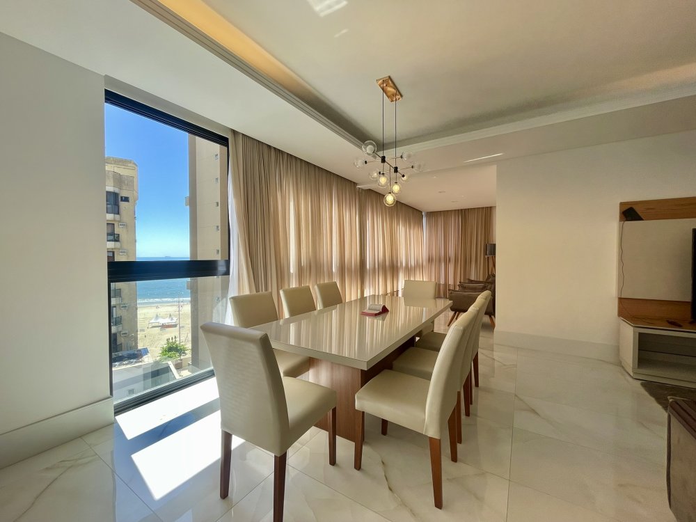 Apartamento Alto Padrão - Venda - Centro - Balneário Camboriú - SC