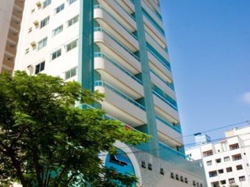 Julia Cristina Comercial